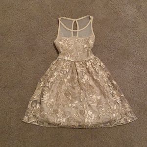 Girls dress